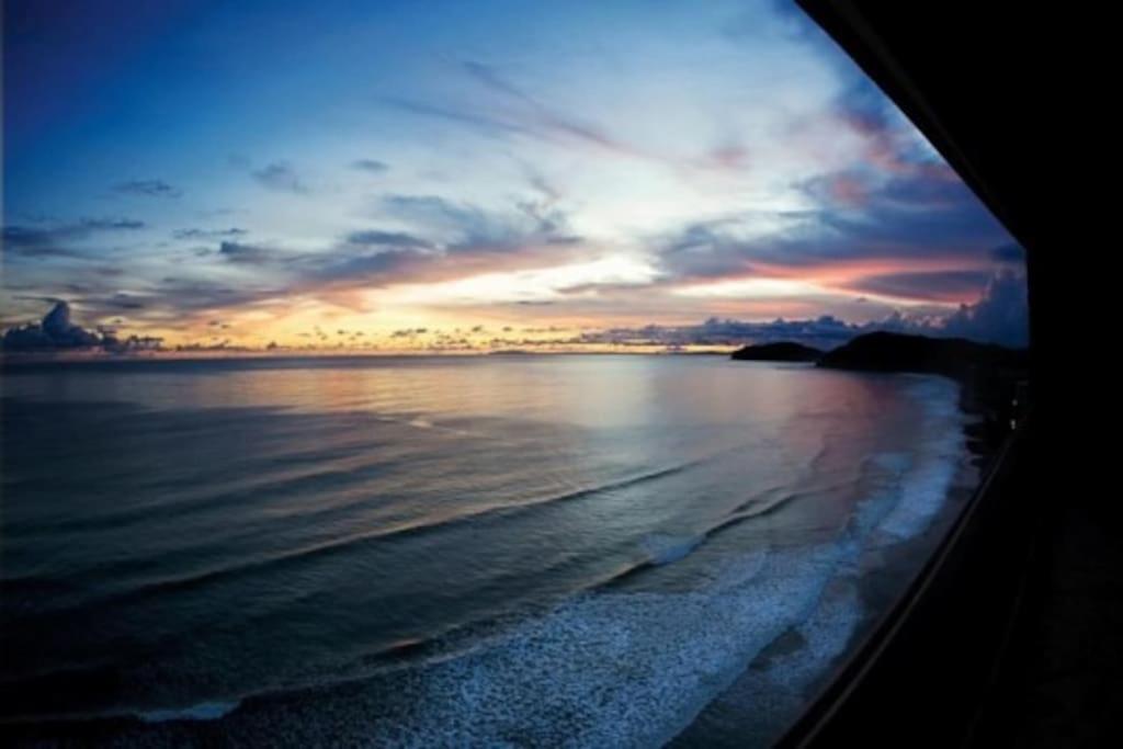 Secretjaco - Luxury Beach Front Penthouse With Pool & Jacuzzi Exterior photo